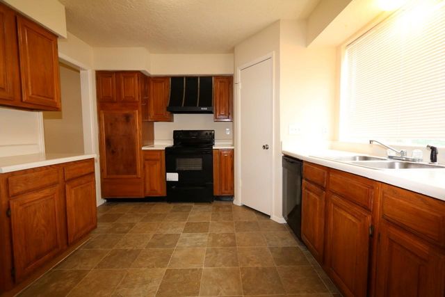 15511 Sungold Court, Houston, TX 77095