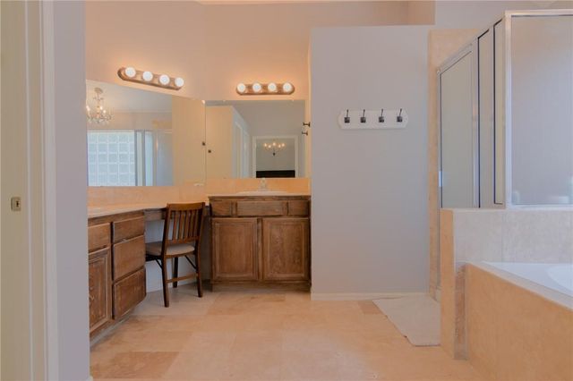 550 Hays Country Acres RD, Dripping Springs, TX 78620