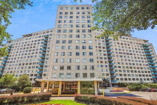 10500 ROCKVILLE PIKE #1604, North Bethesda, MD 20852