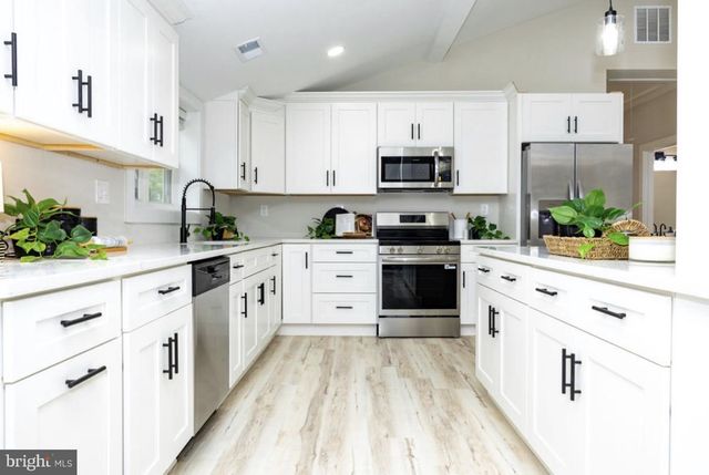 10530 BIRD RIVER RD, Middle River, MD 21220