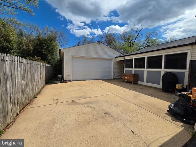 710 N ARGONNE AVE, Sterling, VA 20164
