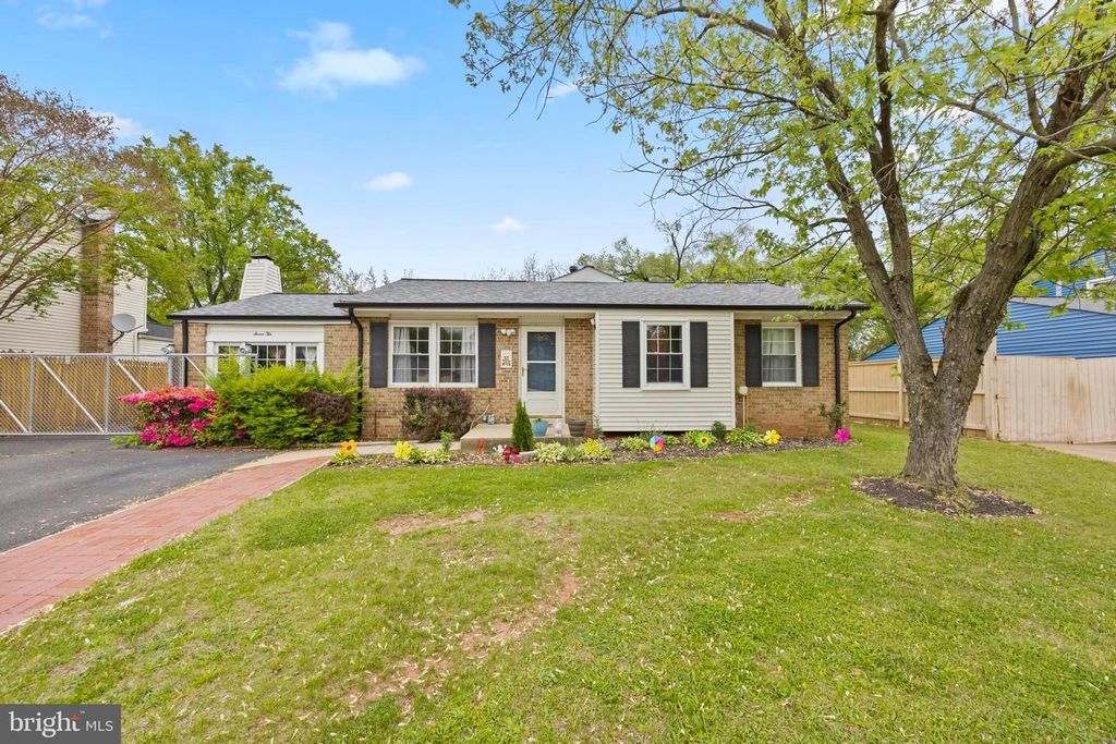 710 N ARGONNE AVE, Sterling, VA 20164