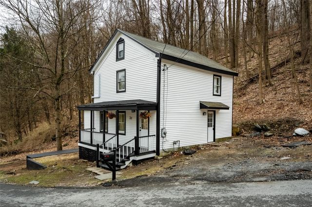 37 Maple Avenue, Highland, NY 12528