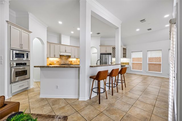 4629 Oakdale Street, Bellaire, TX 77401