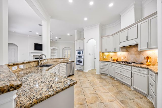 4629 Oakdale Street, Bellaire, TX 77401