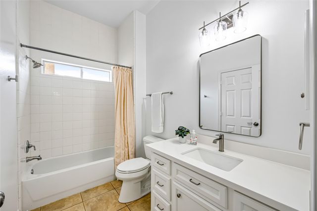 4629 Oakdale Street, Bellaire, TX 77401