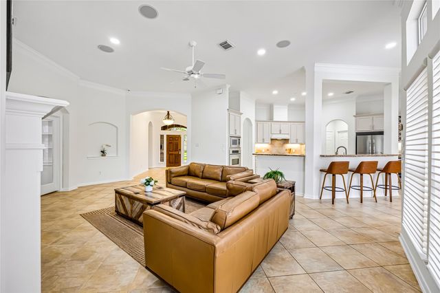 4629 Oakdale Street, Bellaire, TX 77401