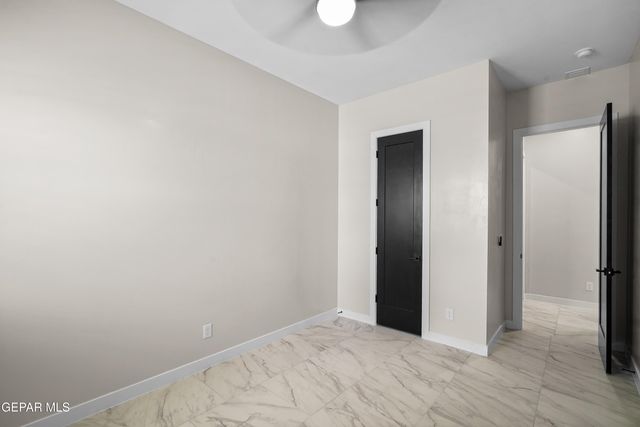 617 Lacy Oad Way, El Paso, TX 79928