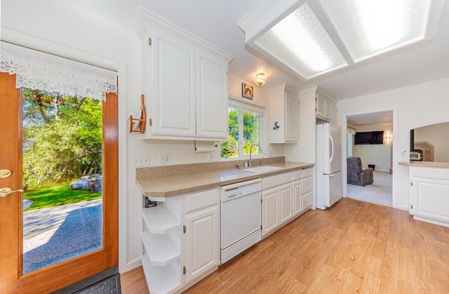 50359 Dovewood Lane, Oakhurst, CA 93644
