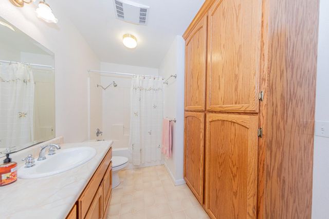 50359 Dovewood Lane, Oakhurst, CA 93644