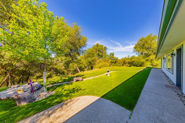 50359 Dovewood Lane, Oakhurst, CA 93644