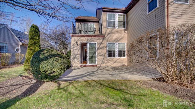5-A Hillsborough Drive, Monroe, NJ 08831