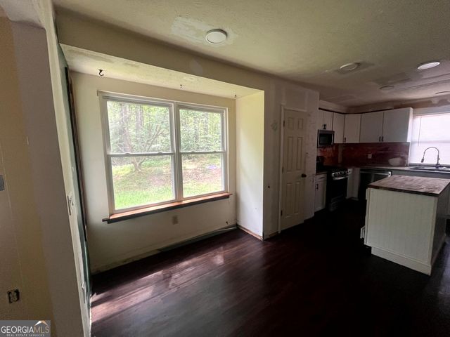 6717 Live Oak Lane, Douglasville, GA 30135