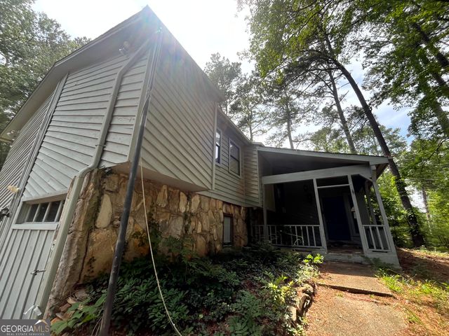 6717 Live Oak Lane, Douglasville, GA 30135
