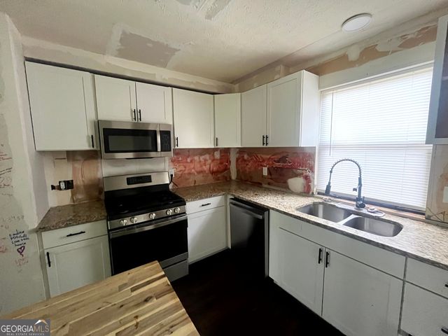 6717 Live Oak Lane, Douglasville, GA 30135