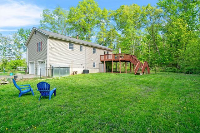 220 Twin Arch Road, Rock Tavern, NY 12575