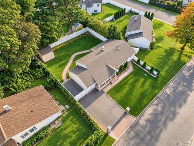 42 Blue Jay Drive, Brentwood, NY 11717