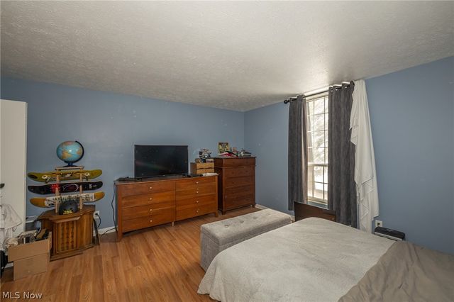 4187 Columbia Road 325, North Olmsted, OH 44070