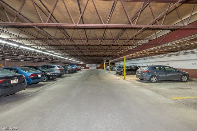 4187 Columbia Road 325, North Olmsted, OH 44070