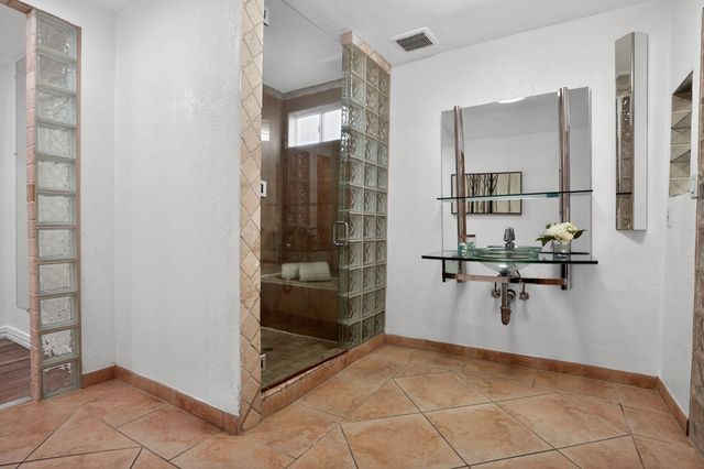 1240 1240 Copper Peak Ln, San Jose, CA 95120