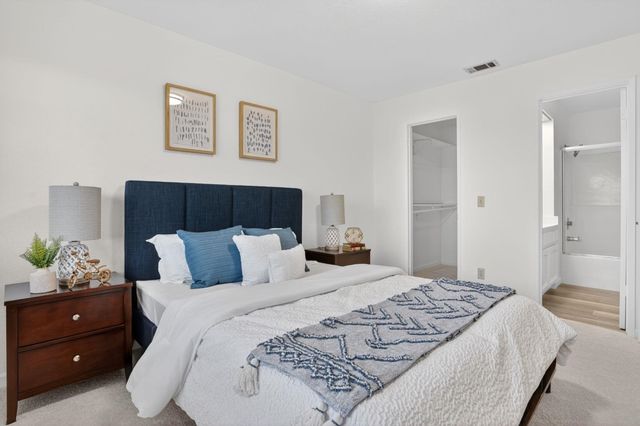 1240 1240 Copper Peak Ln, San Jose, CA 95120