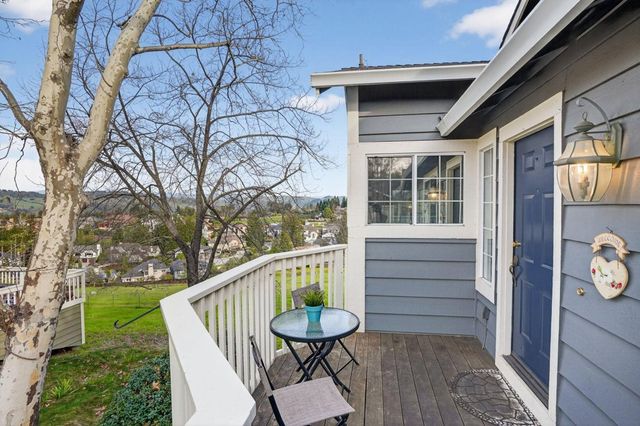 1240 1240 Copper Peak Ln, San Jose, CA 95120