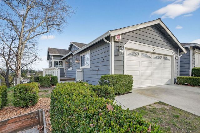 1240 1240 Copper Peak Ln, San Jose, CA 95120