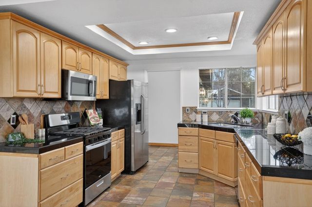 1240 1240 Copper Peak Ln, San Jose, CA 95120