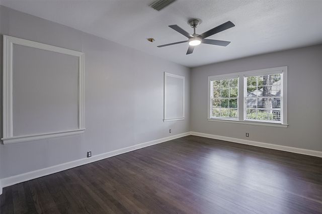 606 Bryson Street, Waxahachie, TX 75165