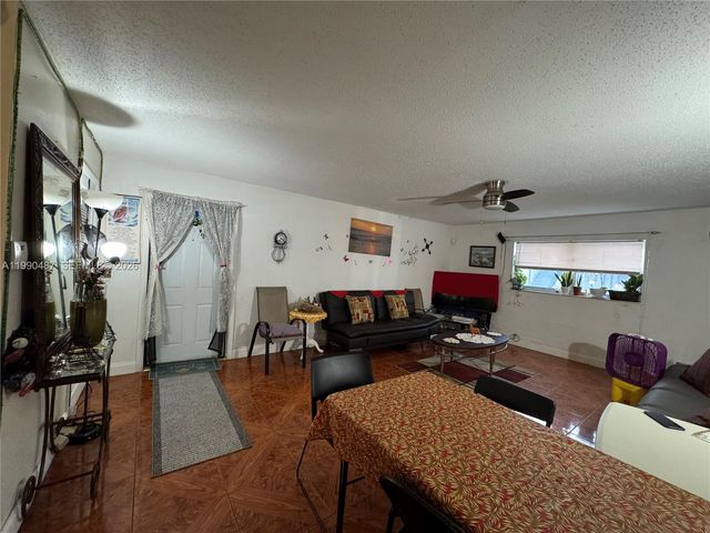 7471 SW 10th Ct 102D, North Lauderdale, FL 33068