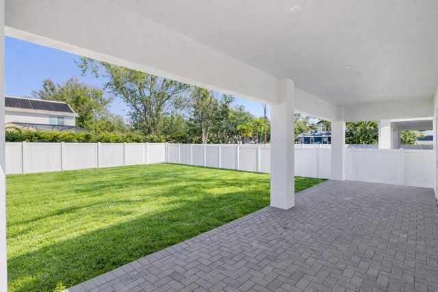 3303 IOWA, Tampa, FL 33611