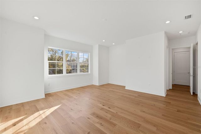 3303 IOWA, Tampa, FL 33611