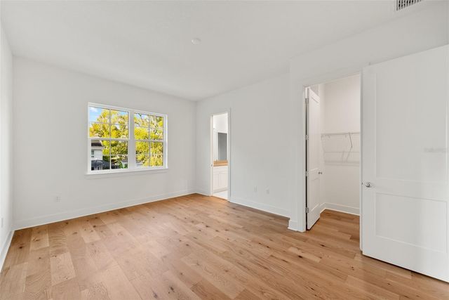 3303 IOWA, Tampa, FL 33611