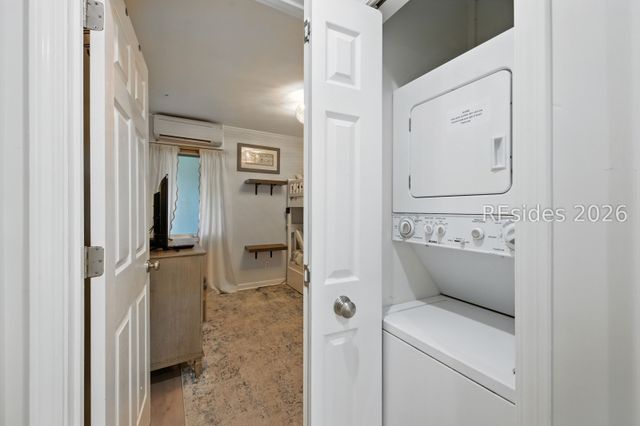 15 Forest Beach Drive S 3B, Hilton Head Island, SC 29928