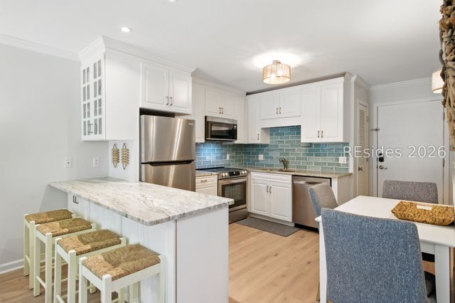 15 Forest Beach Drive S 3B, Hilton Head Island, SC 29928