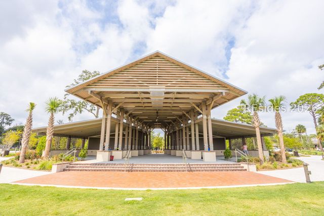 15 Forest Beach Drive S 3B, Hilton Head Island, SC 29928
