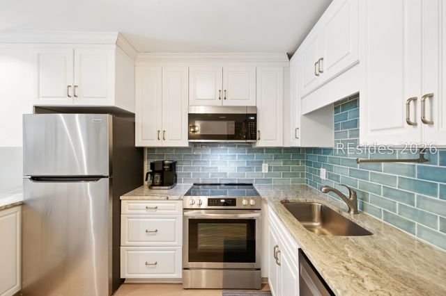 15 Forest Beach Drive S 3B, Hilton Head Island, SC 29928