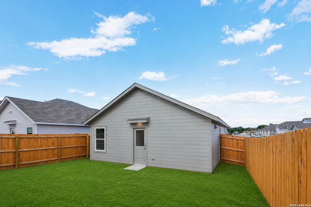 7402 Brownleaf Dr, San Antonio, TX 78227