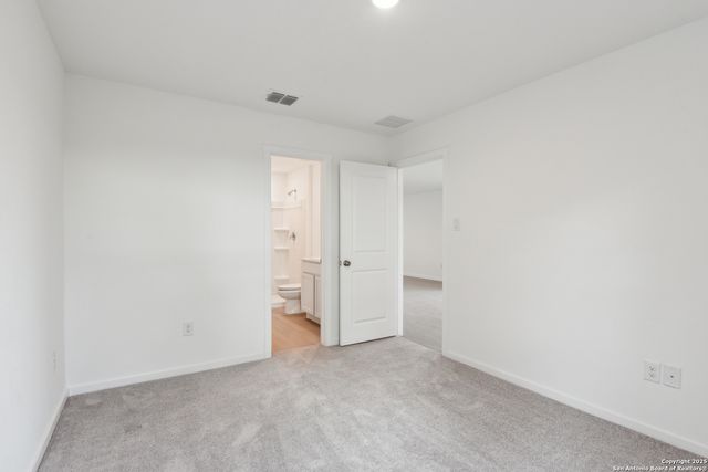7402 Brownleaf Dr, San Antonio, TX 78227