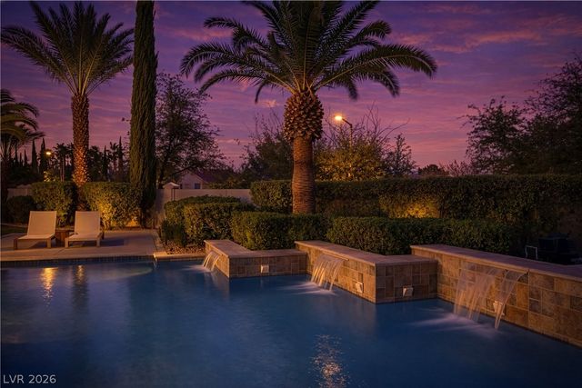 8800 Lusso Court, Las Vegas, NV 89134