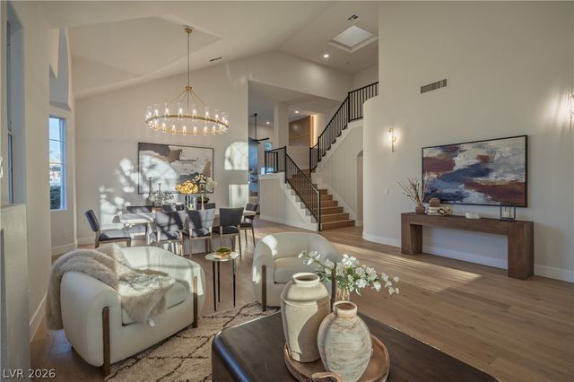 8800 Lusso Court, Las Vegas, NV 89134