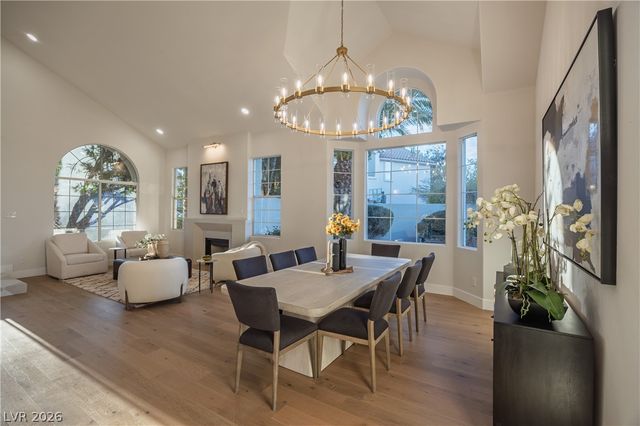 8800 Lusso Court, Las Vegas, NV 89134