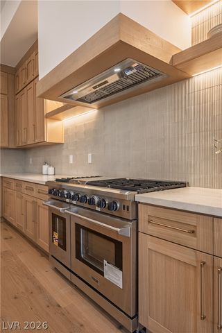 8800 Lusso Court, Las Vegas, NV 89134