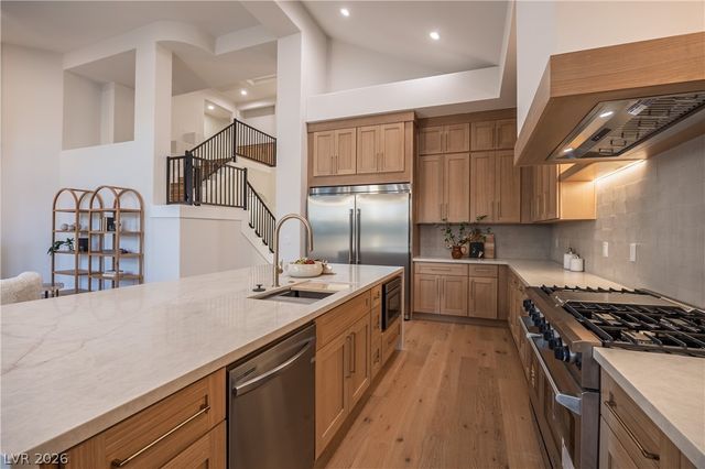 8800 Lusso Court, Las Vegas, NV 89134