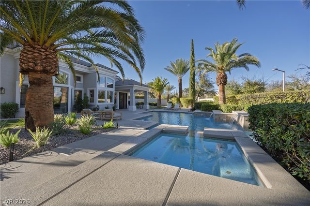 8800 Lusso Court, Las Vegas, NV 89134