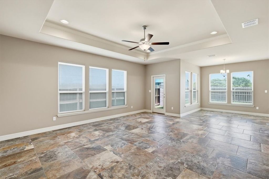 207 Bismarck Palm Cir, Portland, TX 78374 — photo 3