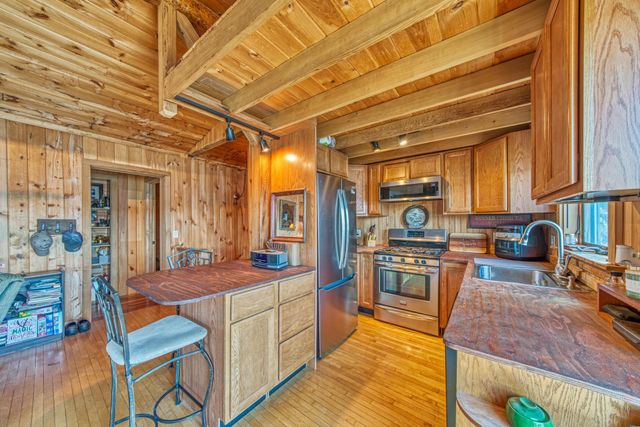 30 Demijen Road, Sunapee, NH 03782