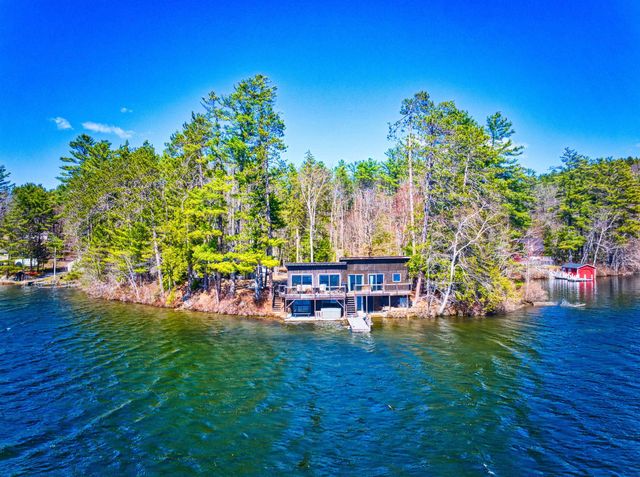 30 Demijen Road, Sunapee, NH 03782