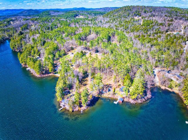 30 Demijen Road, Sunapee, NH 03782