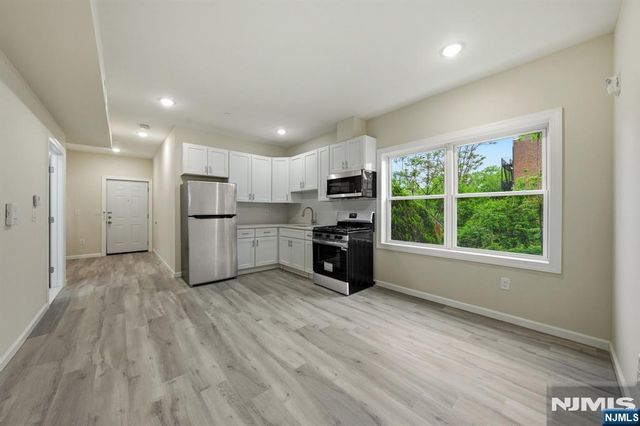 59-61 Cedar Street 405, Paterson, NJ 07501